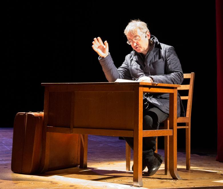 “Va’ pensiero” collettivo per celebrare le gesta dello storico teatro Solvay e la figura di Dino Lessi