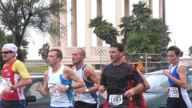 La festa della Mezza Maratona oltre 2mila scaldano i muscoli