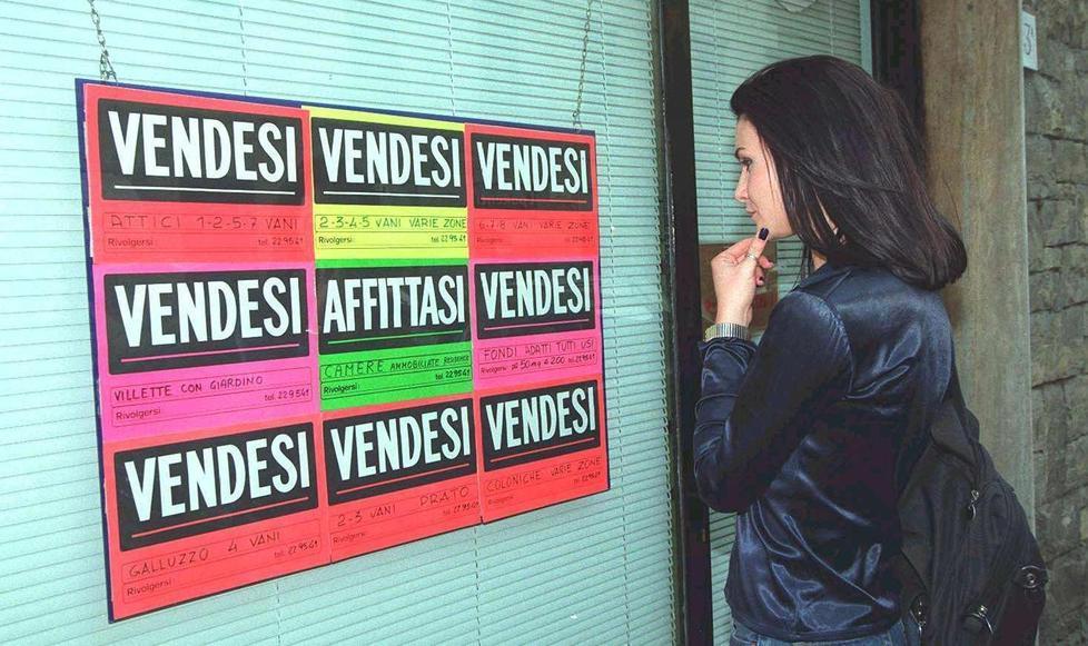 Saracinesche abbassate nel “salotto buono”