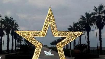 A Capezzano un albero di luci Una stella d’oro per il Pontile