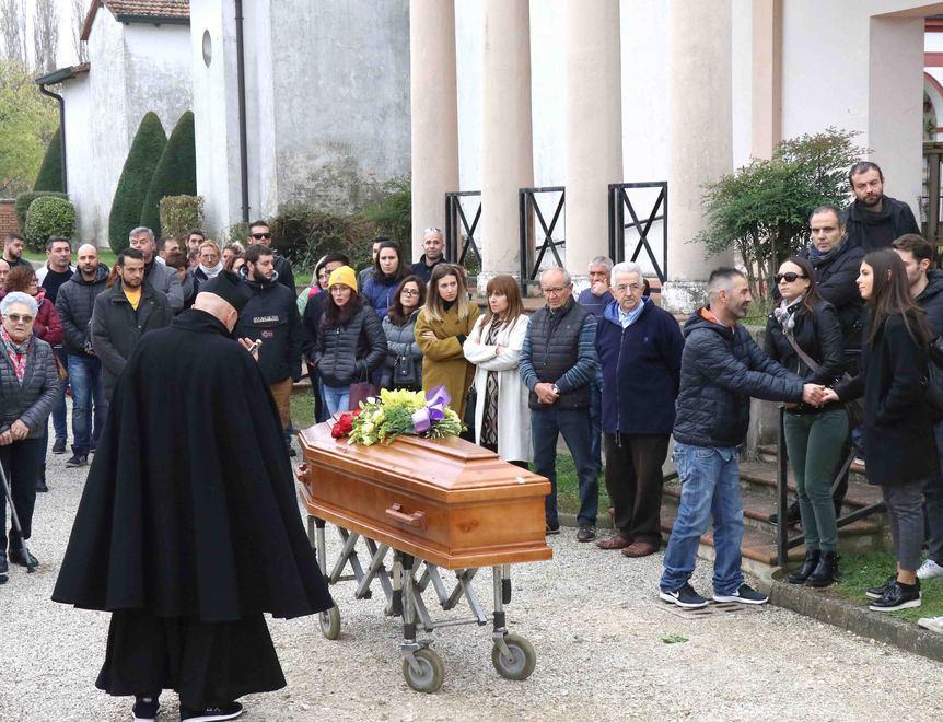 Ultimo saluto al 59enne travolto in bicicletta