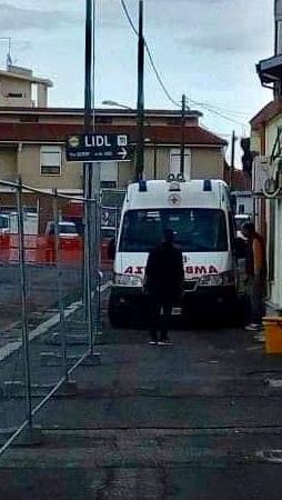 Via Arborea divisa dal cantiere: i disagi dei residenti 