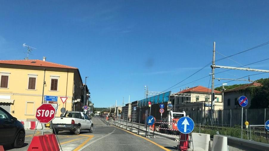 Il cantiere per la pista ciclabile sulla via Aurelia