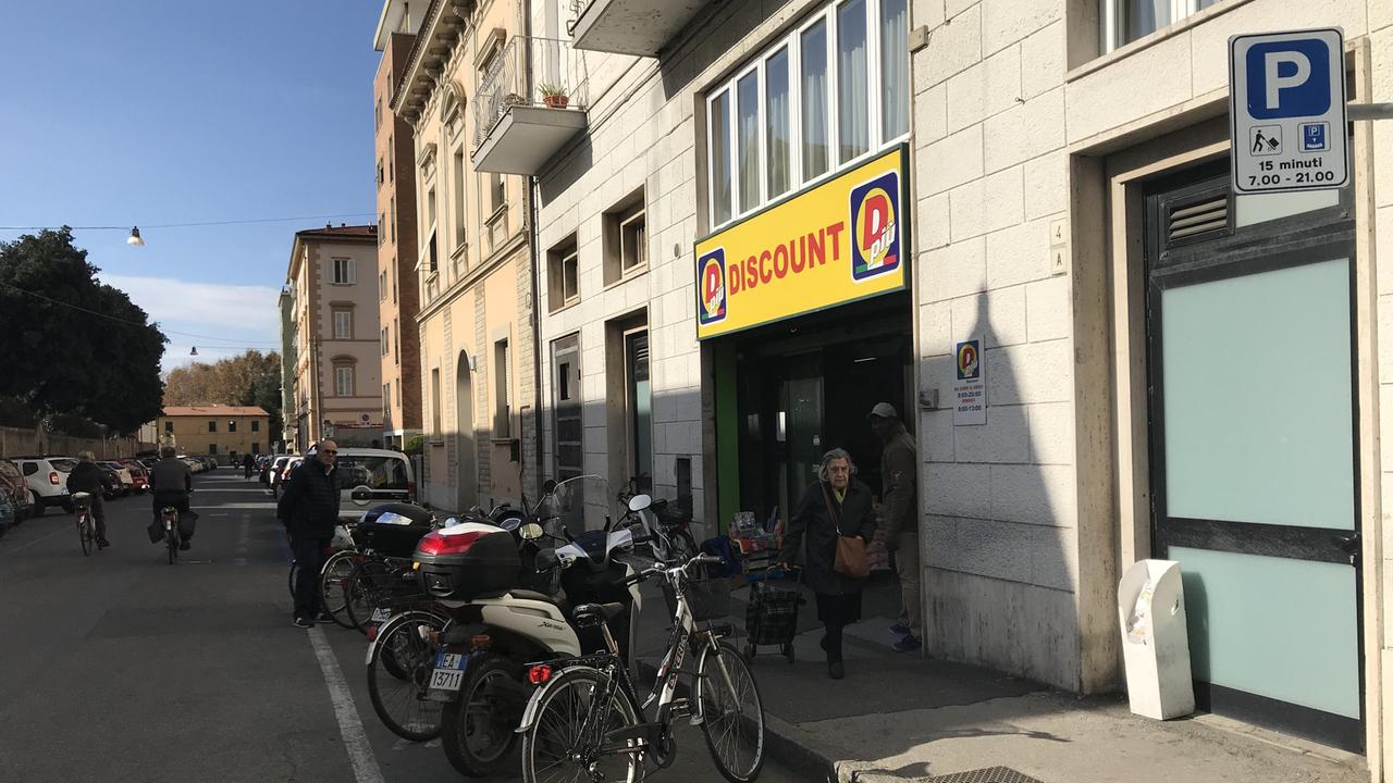 Multa allo scooter parcheggiato senza disco orario