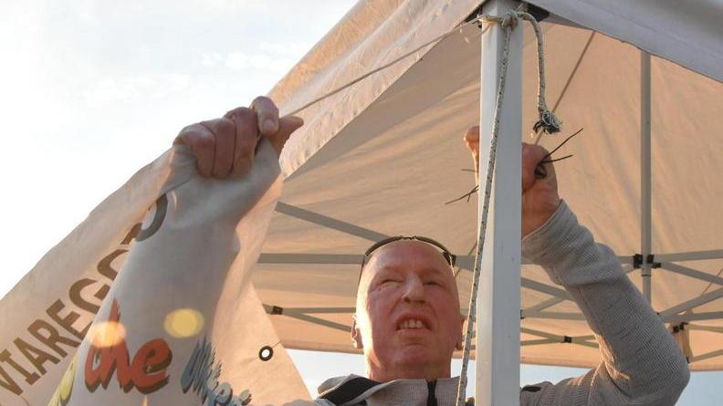 Strage, i vigili sgomberano il gazebo in Passeggiata