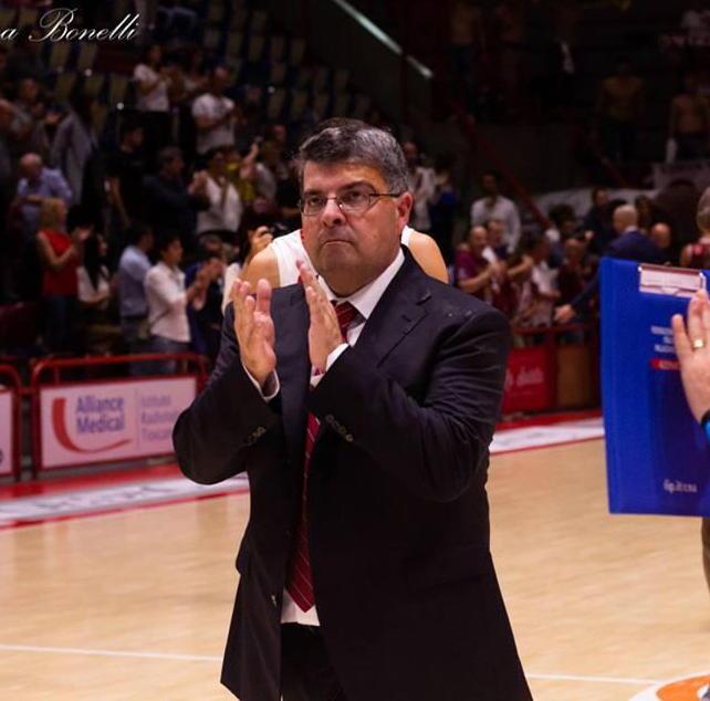 BASKET: PISTOIA NEL TUNNEL