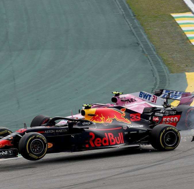 In Brasile è trionfo per Lewis Hamilton Successo solo sfiorato per Verstappen 