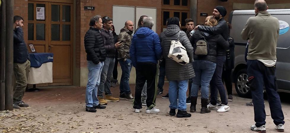 La corsa col suv della madre dopo la festa in discoteca 