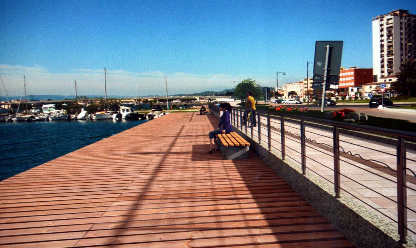 Il lungomare di Olbia cambia volto: l’impresa al lavoro