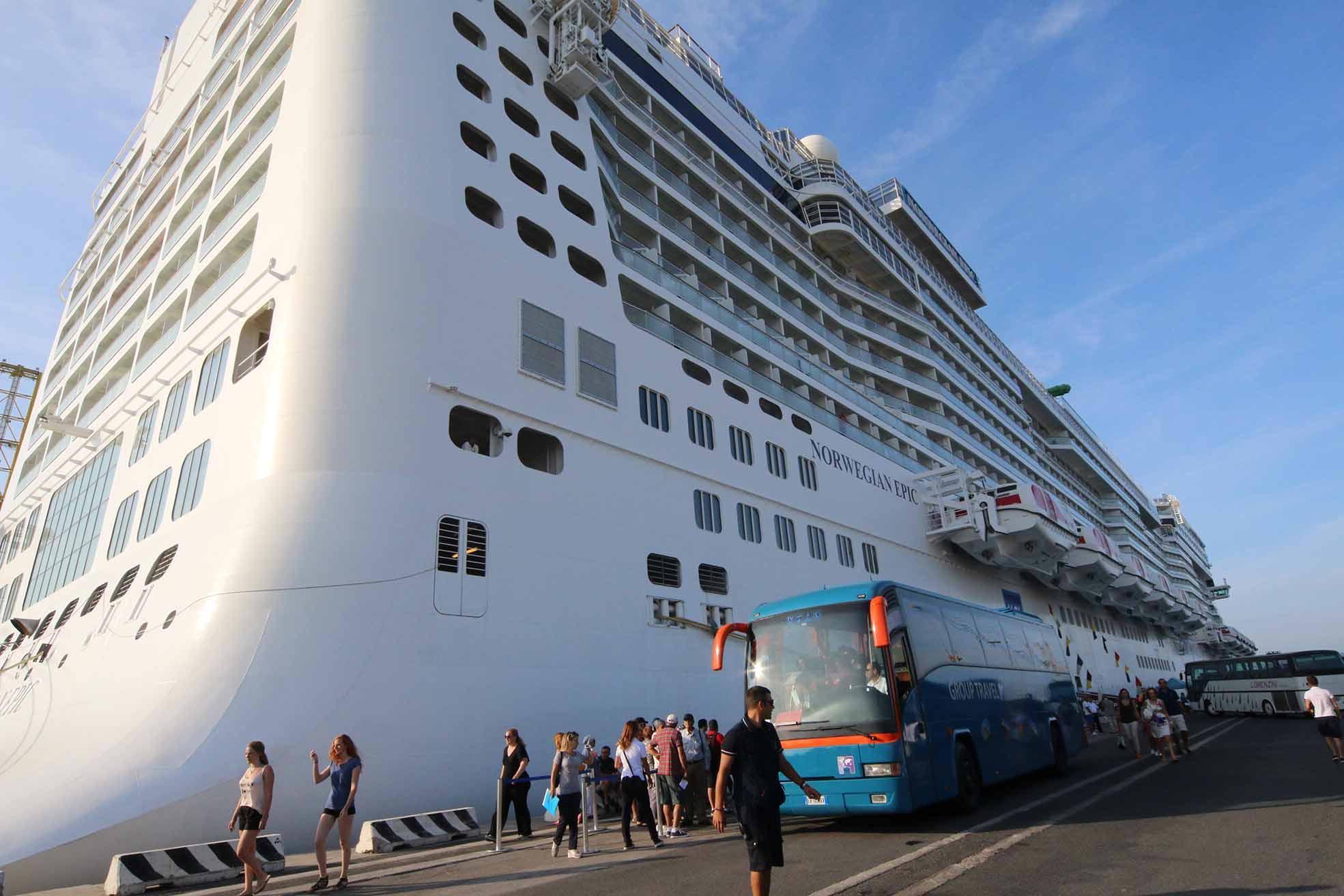 50 milioni di spesa turistica ogni 403 navi