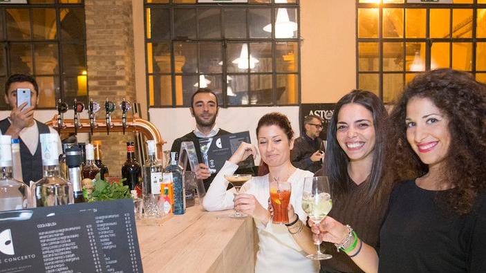Modena. Grande festa per il nuovo Caffè Concerto