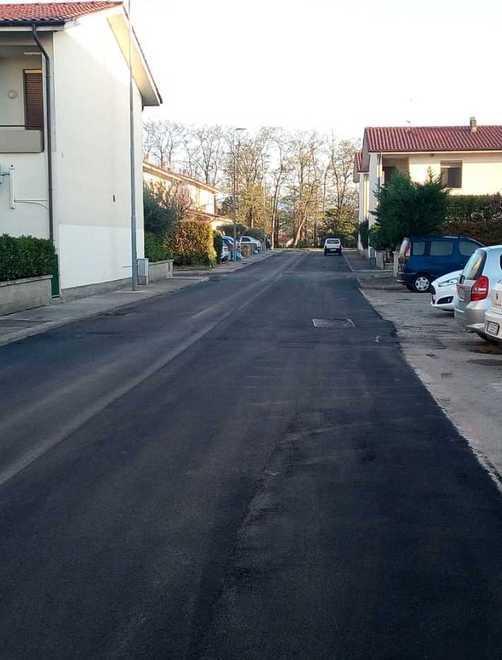 Tubature rinnovate e asfaltatura in tre strade cittadine