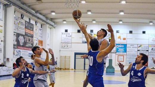 Tour de force con sconfitta per Lucarelli Sport Vicri ko con il Basket Calcinaia