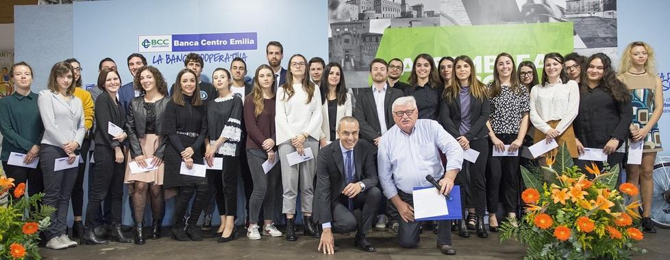 Borse studio della Bcc agli studenti più bravi 