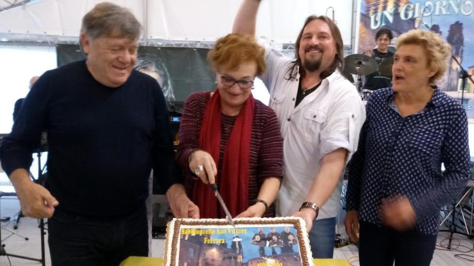 C’è Carletti a inaugurare il fan club dei Nomadi