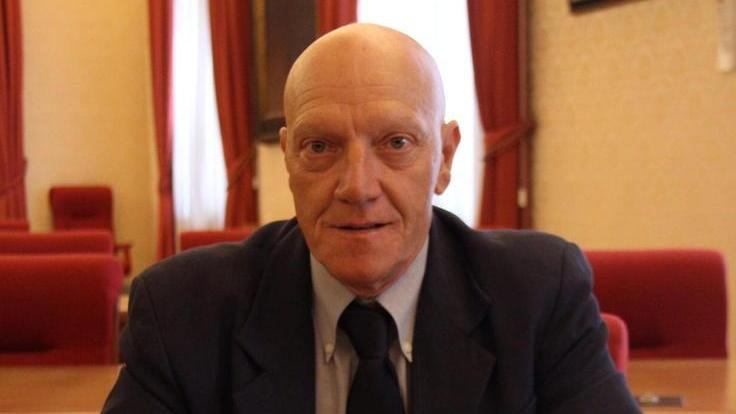 Al suo posto il “fidato” Bertucci Ferrari: «Ora chiudiamo bene»