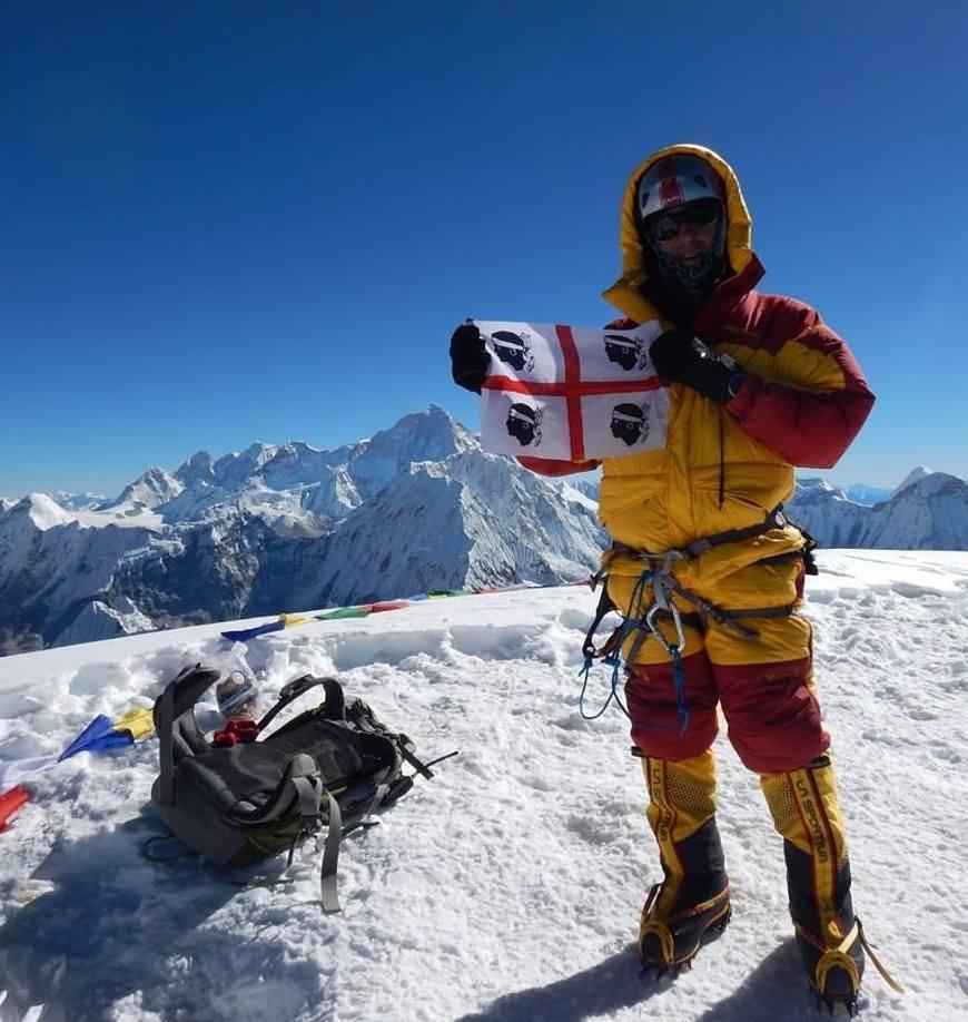 Nuovo exploit in Himalaya di Lobina: raggiunta la cima dell’Ama Dablam