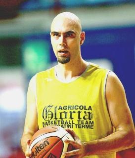 Paolo Monzecchi è recuperato per domani