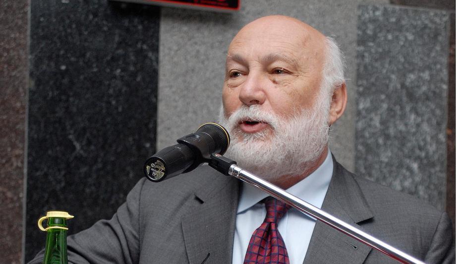 «Combattere la disoccupazione? Basta iniziare a lavorare meno»