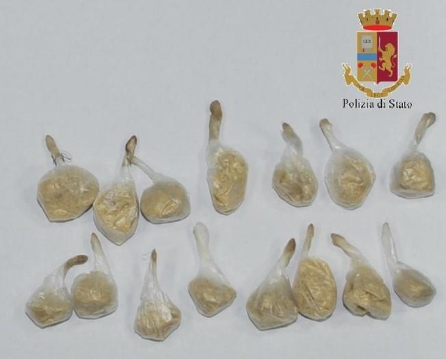 L'eroina sequestrata dalla polizia
