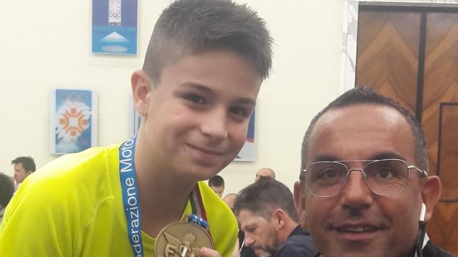Modena. Samuele Santi premiato al Coni Per il 2019 si aprono le porte della Moto4