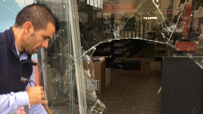 Rubato registratore di cassa nell’azienda Vasco Scarpellini