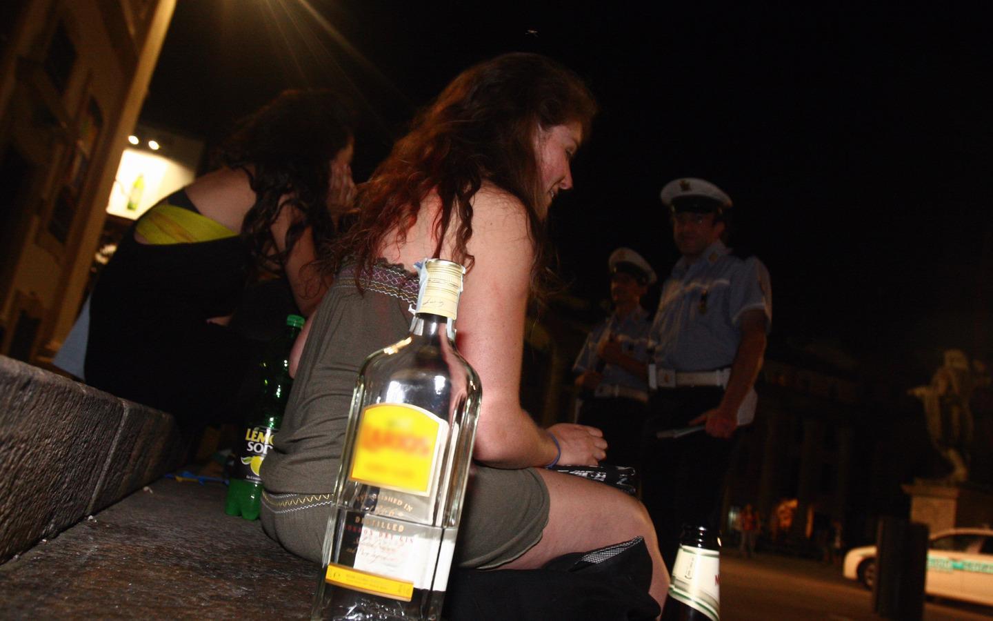 Sassari, abuso di alcol tra i giovani: ecco gli agenti in borghese 