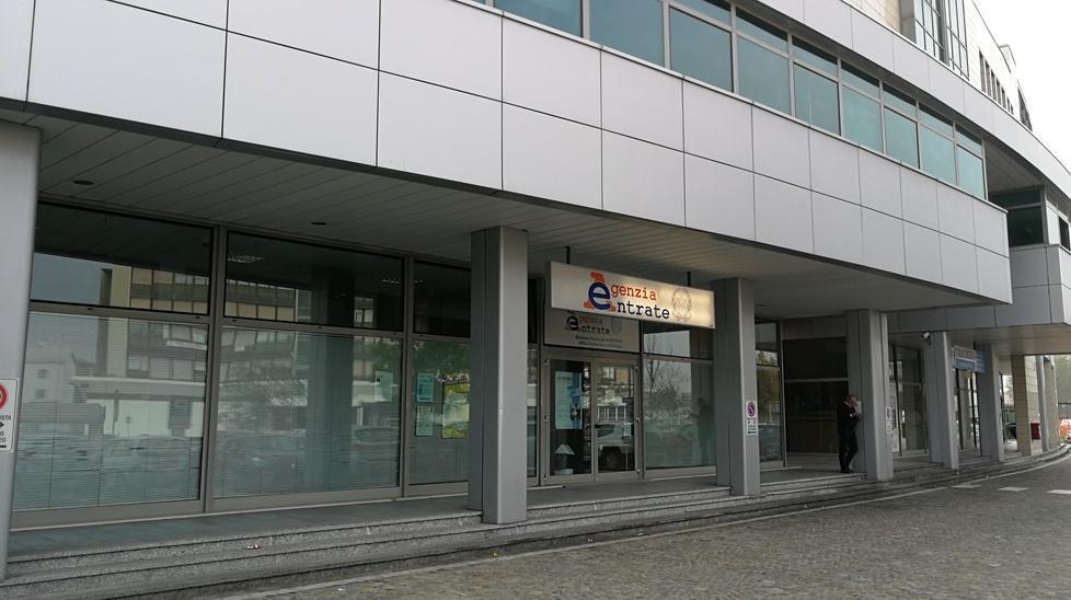 Affitto caro, l’Agenzia Entrate è pronta a chiudere in città 