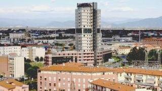 La torre degli uffici alla Cigna: di nuovo all’asta mercoledì dopo tanti flop