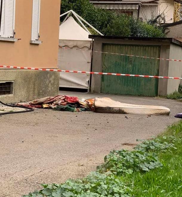 L’incenso provoca l’incendio nella stanza di un sedicenne 