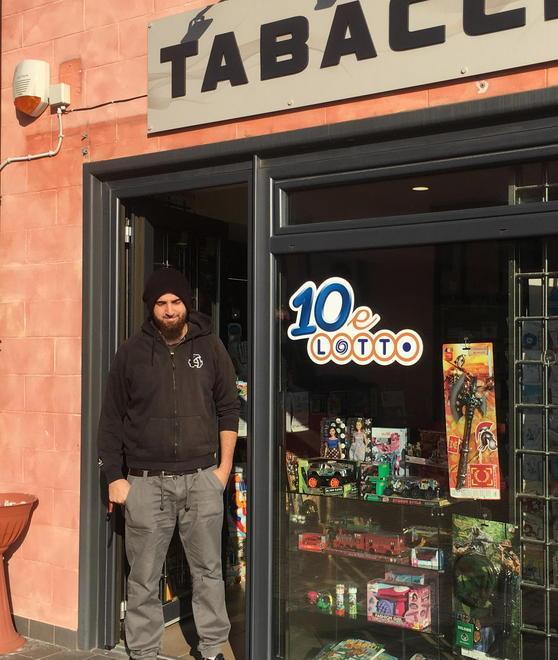 Riprende a pieno ritmo il lavoro in tabaccheria