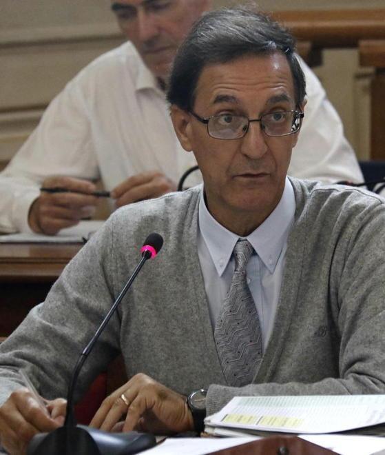È botta e risposta sul Rotonda a Calibiza