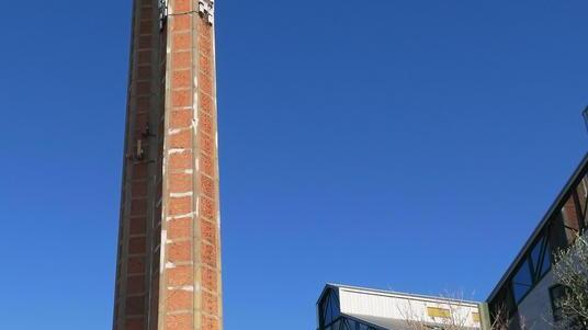 Ex Borma, ciminiera a rischio: transennata via delle Cateratte