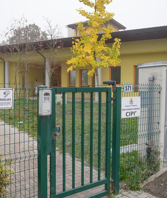 Rubato cibo dalle mense di tre istituti scolastici