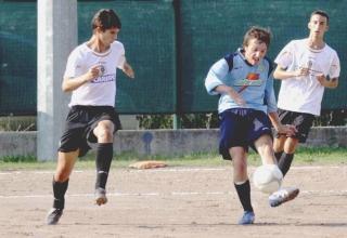 In alto Mazzanti e due fasi della gara