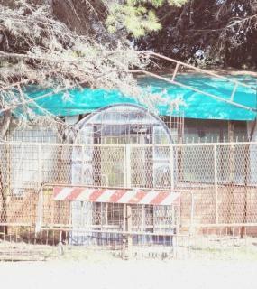 Lo Chalet della Rotonda abbandonato e transennato
