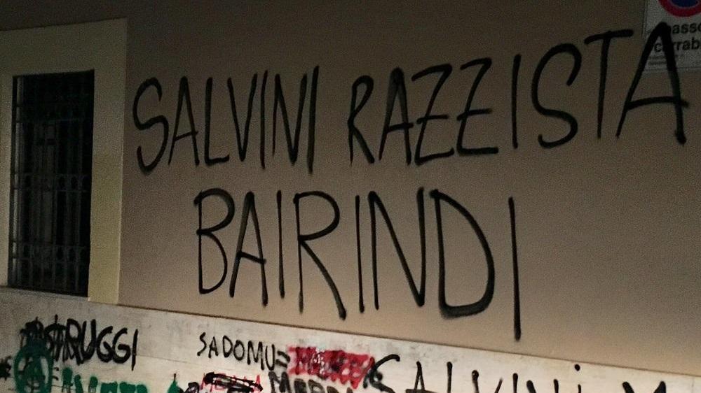 Scritte contro Matteo Salvini a Cagliari in vista della sua visita in Sardegna 