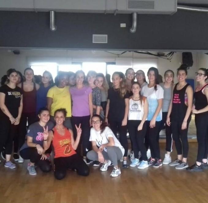 Il liceo apre al corso di Zumba 27 le studentesse coinvolte 