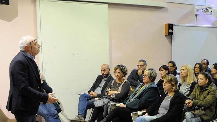 Non si ferma l’ondata di solidarietà a sostegno delle scuole derubate