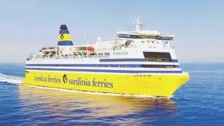 Uno dei traghetti della Corsica Ferries