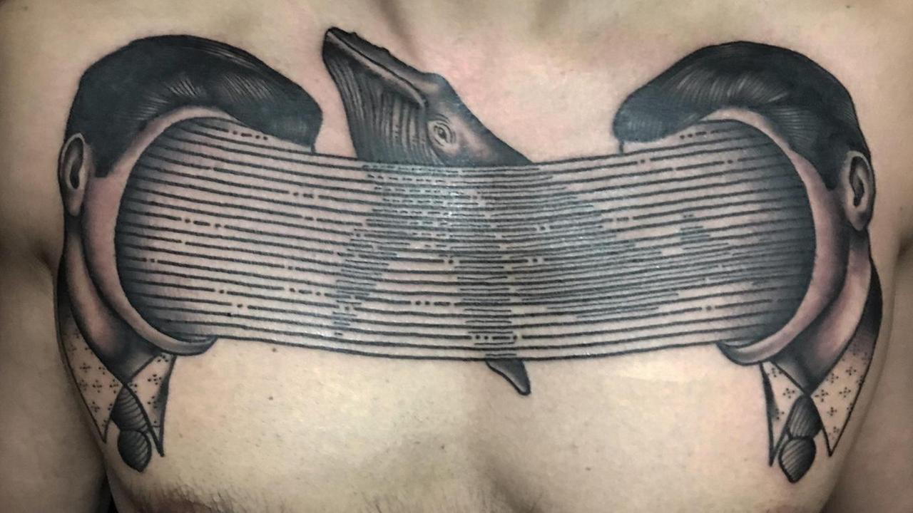 Pietro Sedda, tatuatore e pittore: l'opera al nero dalla tela alla pelle 