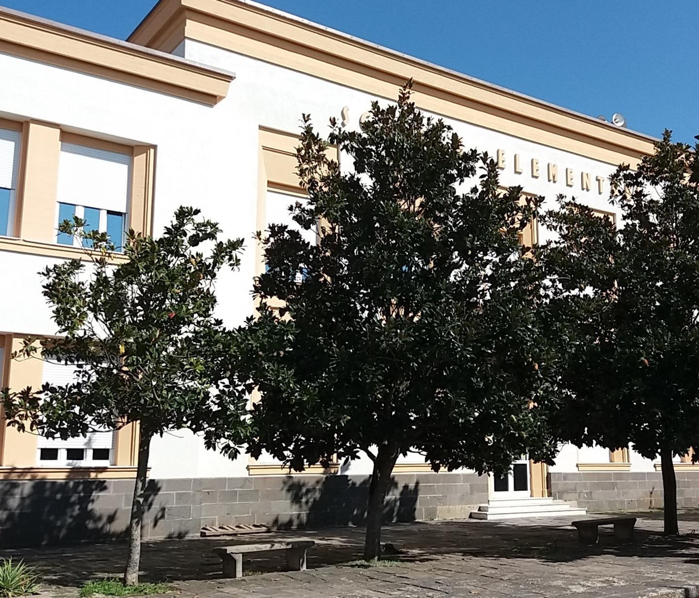 La vecchia scuola torna come nuova 