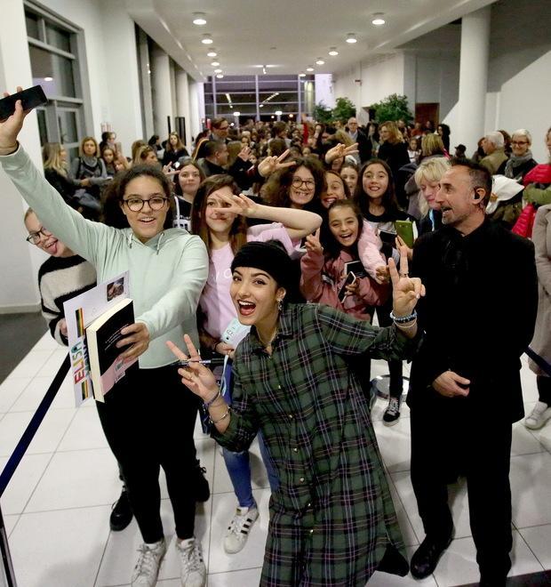 Modena. Che entusiasmo per Elisa Maino influencer record 