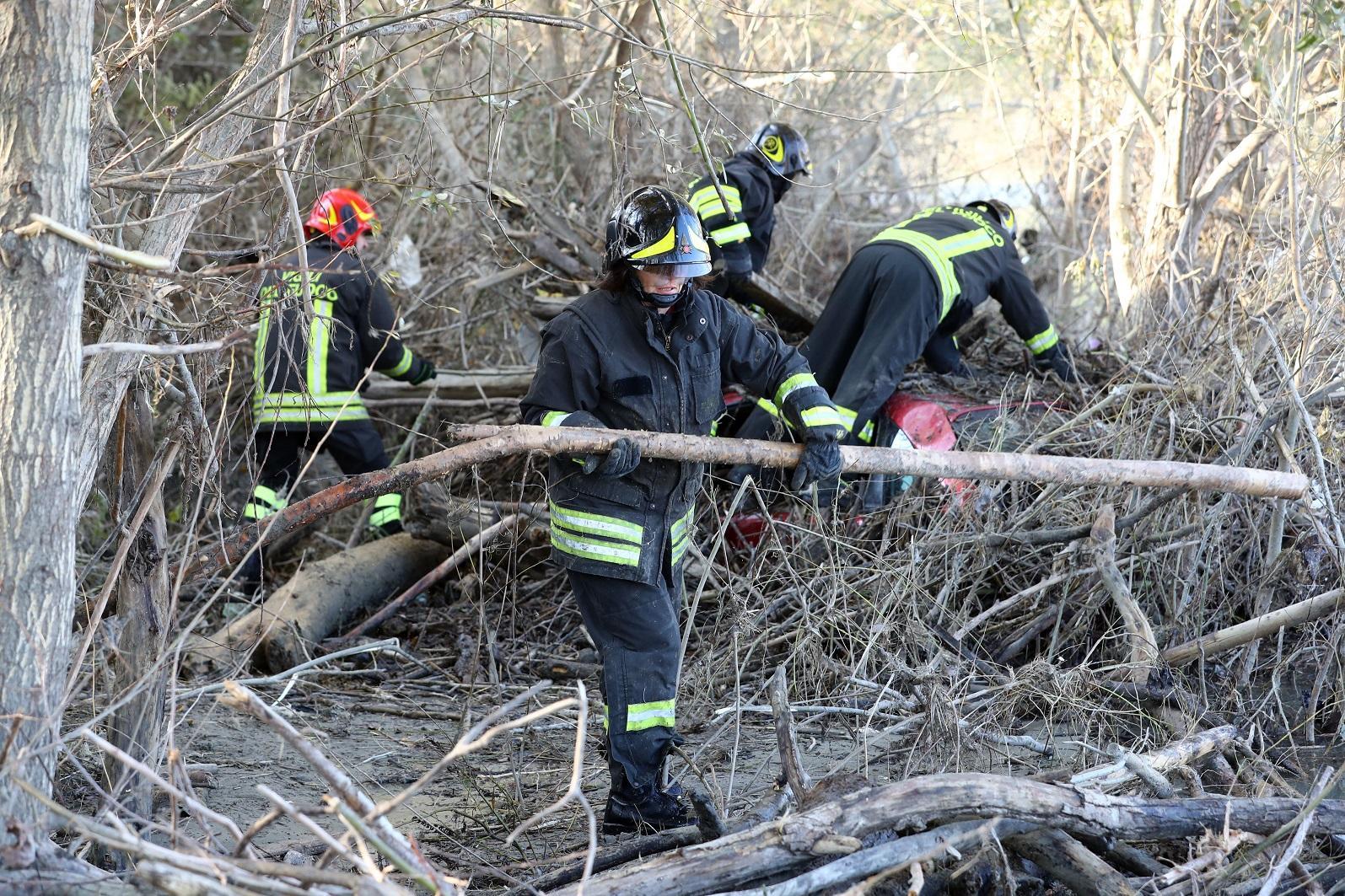 Auto trovata in golena: attimi di paura, ma era vuota