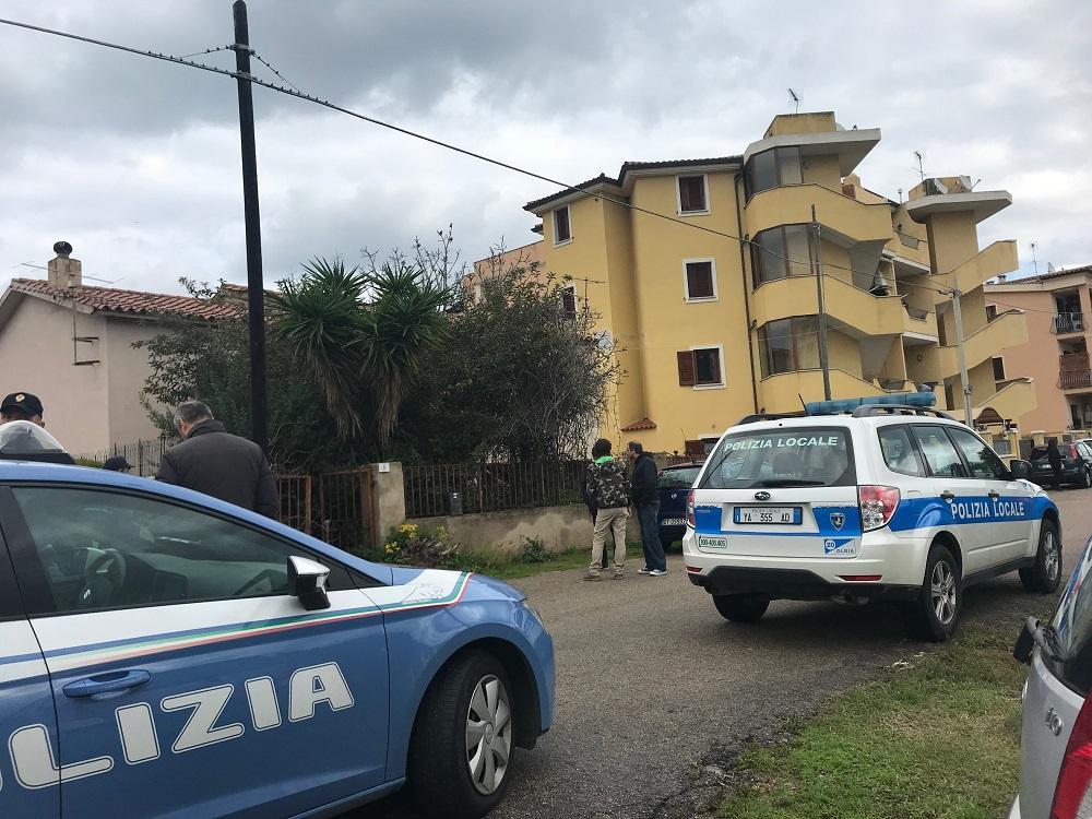 Olbia, donna di 67 anni morta da mesi in casa: interrogatorio per il figlio