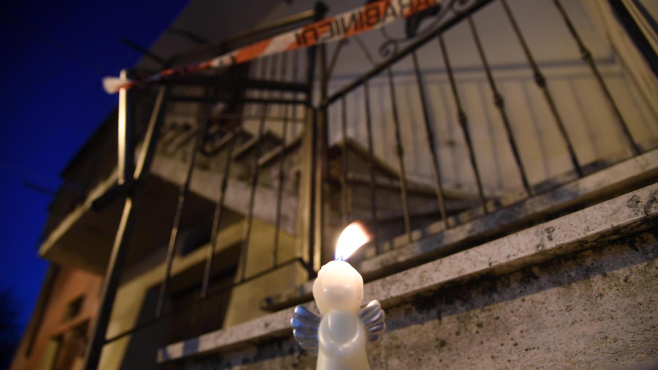 Giustiziato con 10 colpi sul divano di casa: il killer era sulle tracce di altri ex compagni di classe