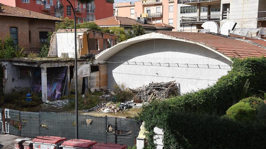 Il cantiere di Palazzo Boman visto dalle Mura (foto Agenzia Bf)