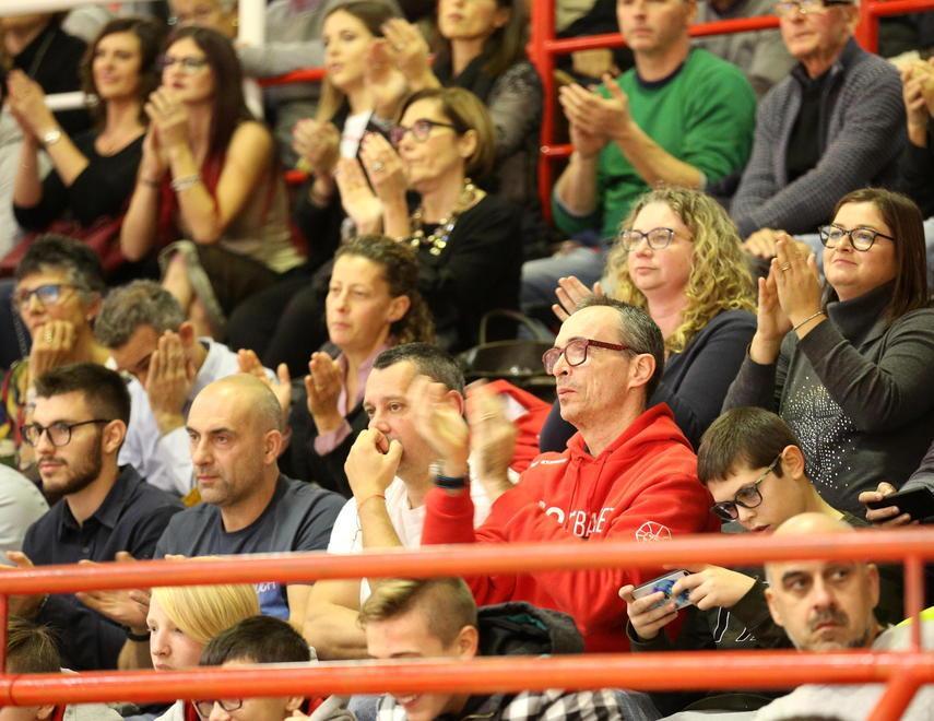 Etrusca, rimonta e trionfo nel derby con l’Use 