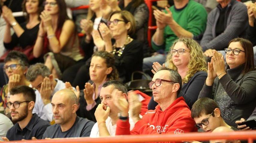 Etrusca, rimonta e trionfo nel derby con l’Use