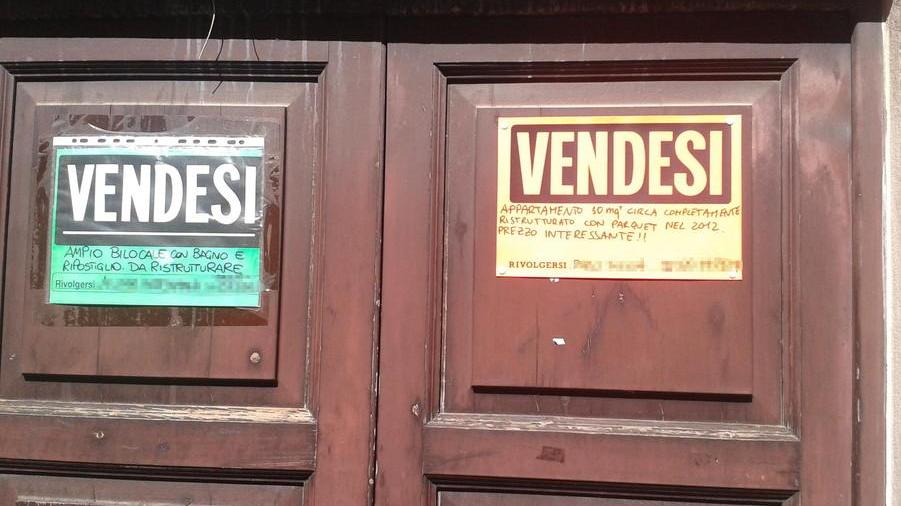 Calano i prezzi degli immobili e aumentano le compravendite